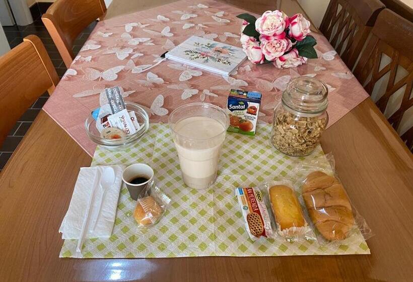 اتاق خانوادگی, La Casa Di Ercole B&b