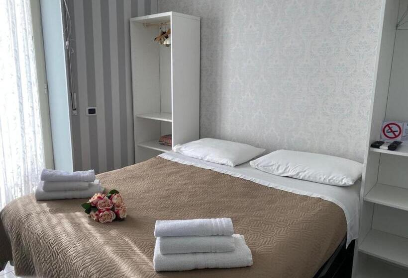 اتاق عادی, La Casa Di Ercole B&b