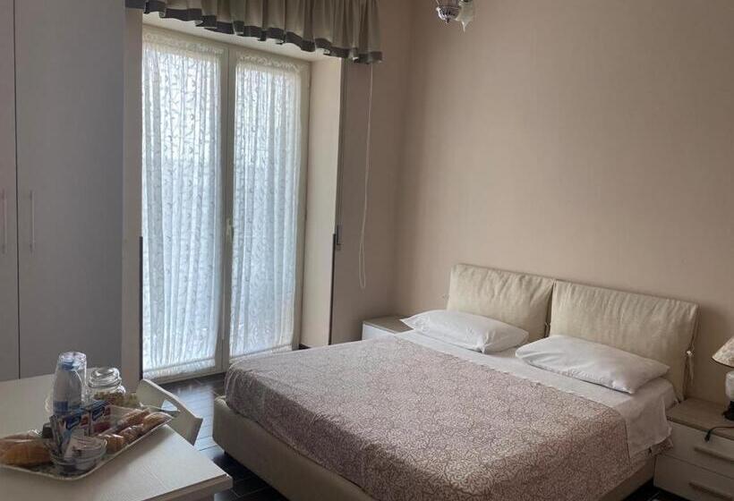 اتاق خانوادگی, La Casa Di Ercole B&b