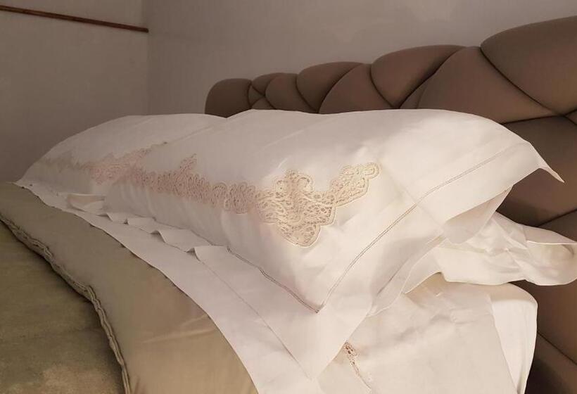 جناح, Scuto Home