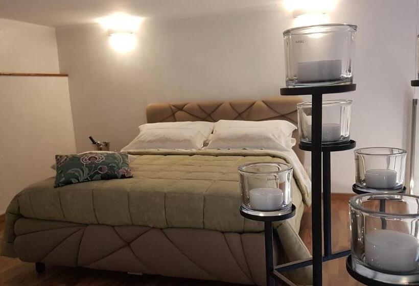 جناح, Scuto Home