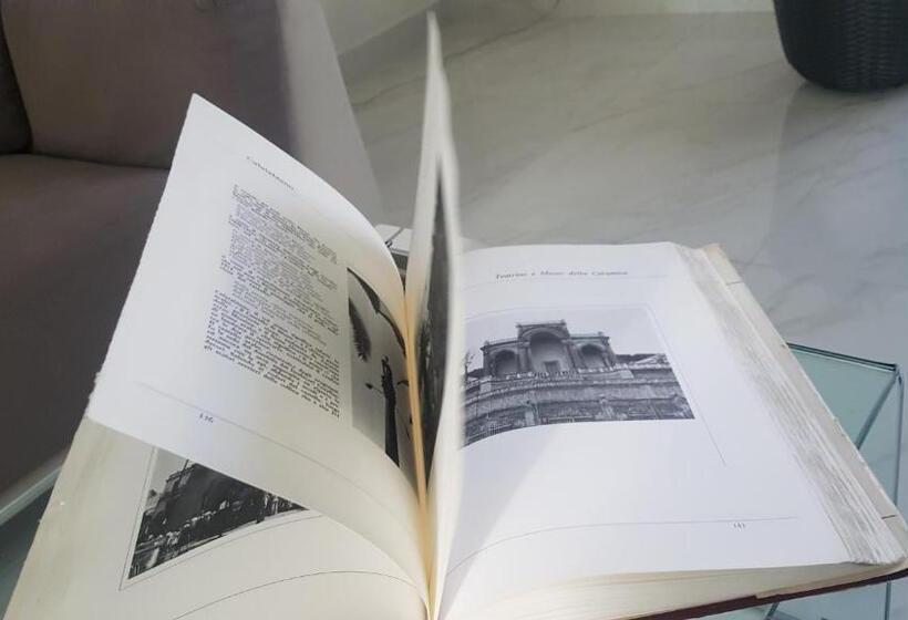 جناح, Scuto Home