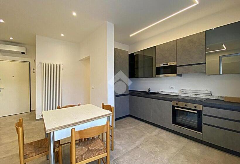 Apartamento 1 Dormitório, Residence Cristallo