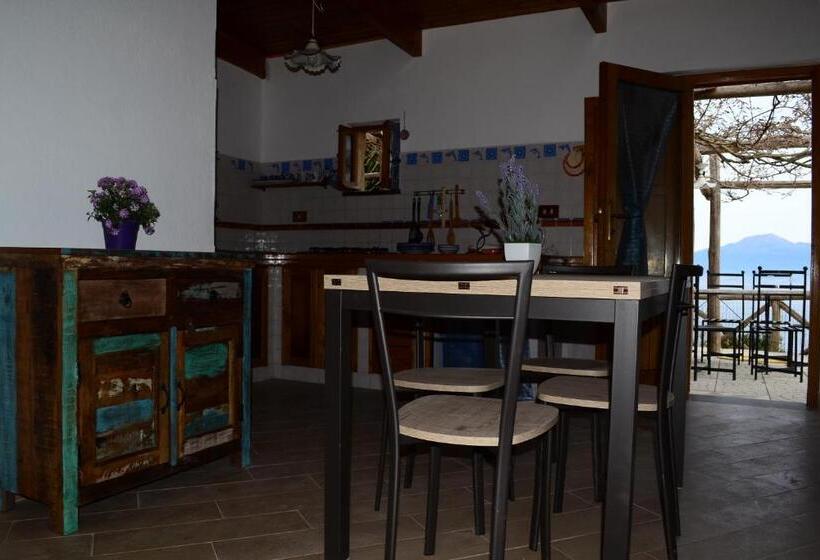 １ベッドルームハウス, Giardino 21 Marzo