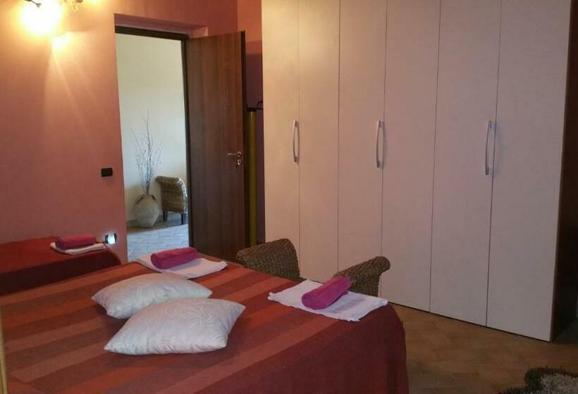 חדר דלוקס לשלושה, Bed And Breakfast Anna