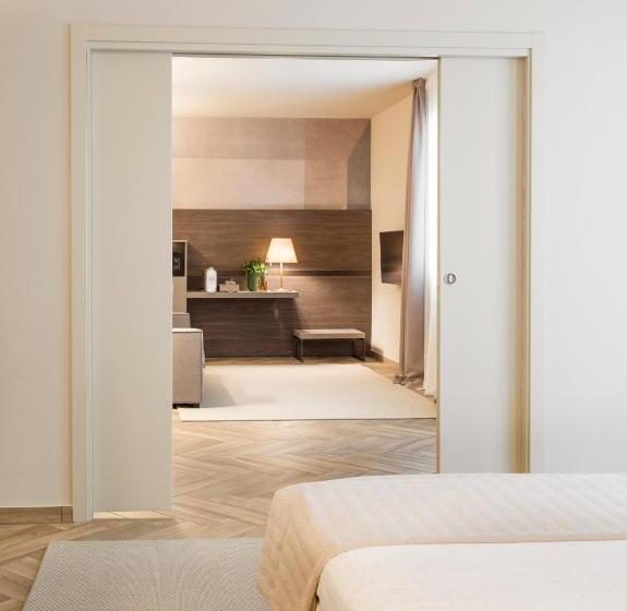 جناح مطل على البحيرة, Bed & Breakfast La Home And Apartments