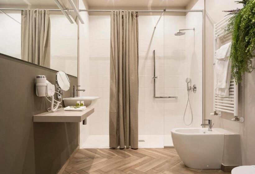 جناح مطل على البحيرة, Bed & Breakfast La Home And Apartments