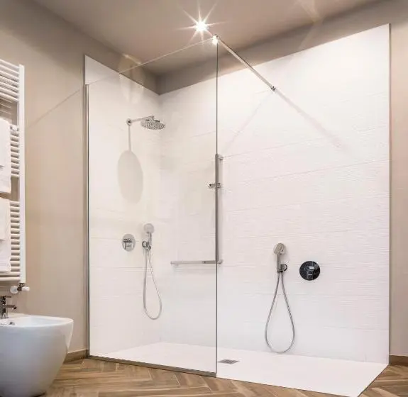 Superior room with lake view, Bed & Breakfast La Home And Apartments