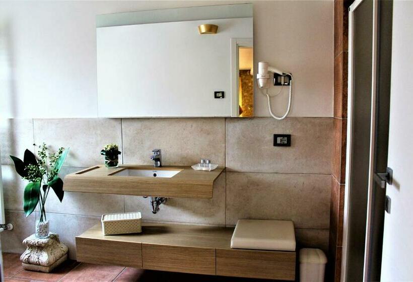 جناح ديلوكس, B&b Arco Di Vino