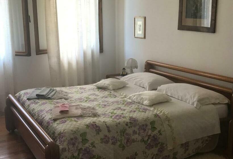 غرفة قياسية حمام مشترك, B&b Relax