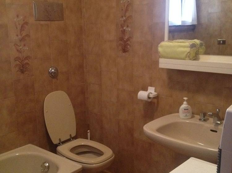 带共用浴室的标准房间, B&b Relax