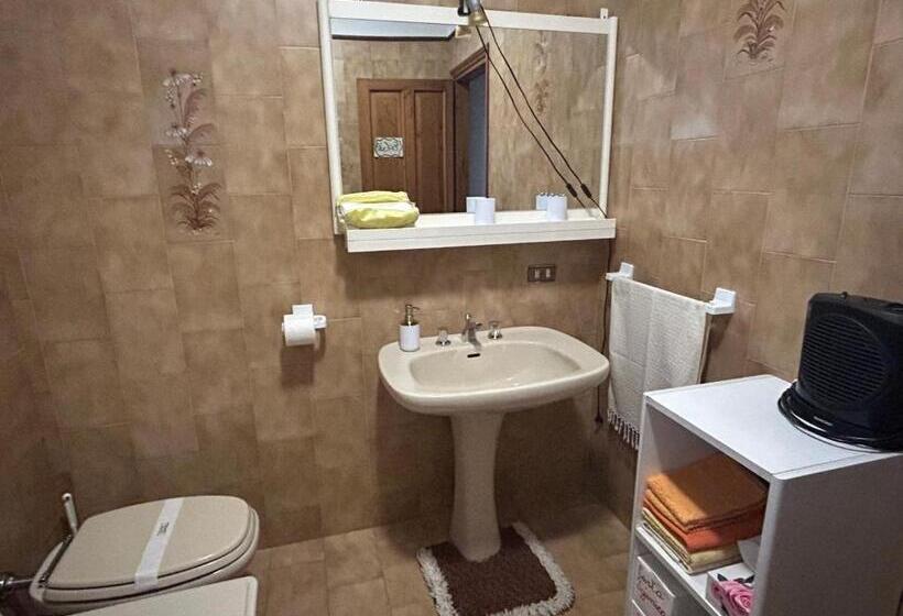 غرفة قياسية حمام مشترك, B&b Relax