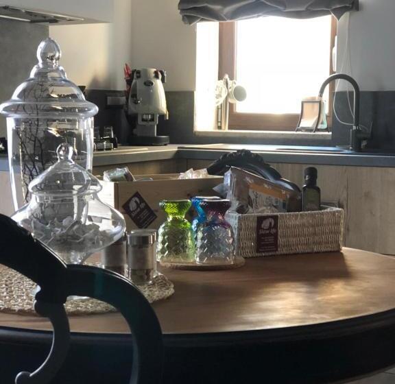 オーシャンビューデラックススイート, B&b Slow Life