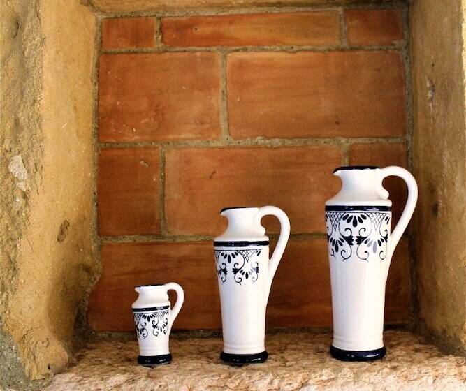 جناح ديلوكس, B&b Arco Di Vino