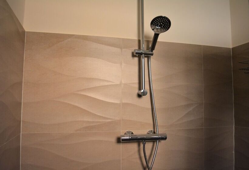 غرفة قياسية مطلة على الجبل, Spazio Natura