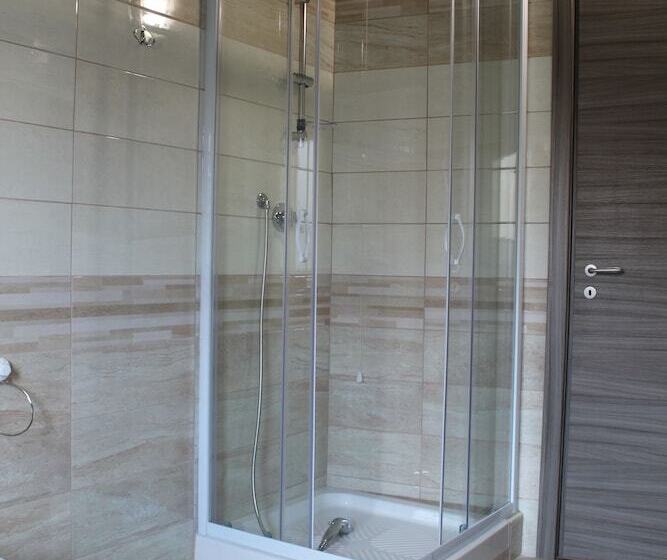 デラックストリプルルーム, B&b Nonna Maria