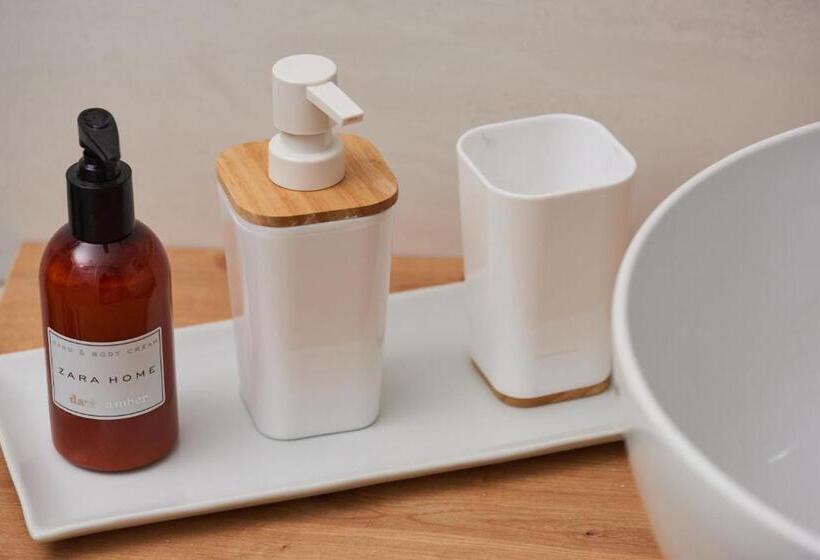 اتاق استاندارد, Il Chiattillo