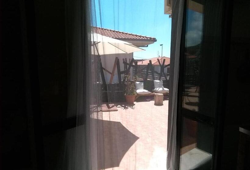 标准三人间, Gea Etna Apartment&rooms