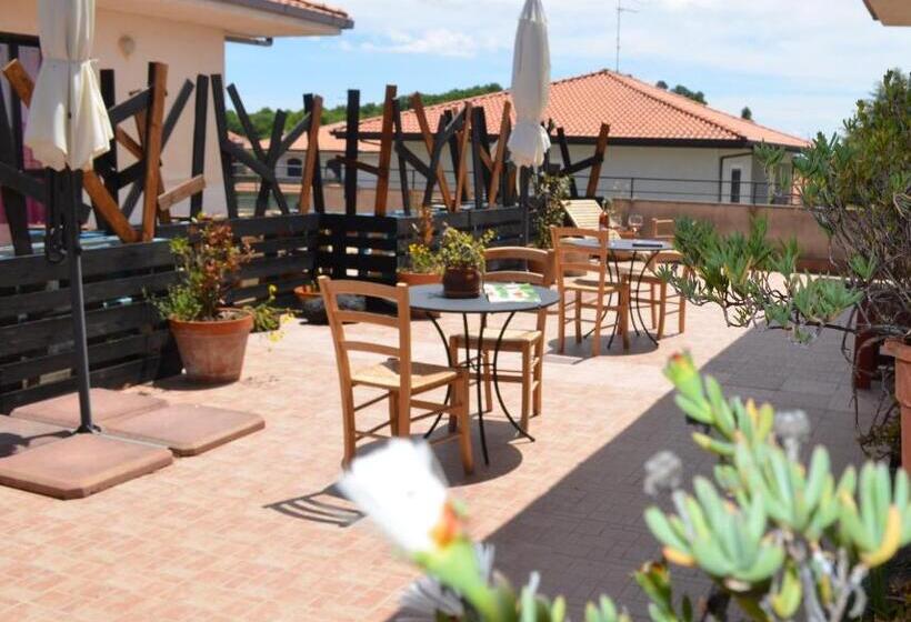 带大床的标准间, Gea Etna Apartment&rooms