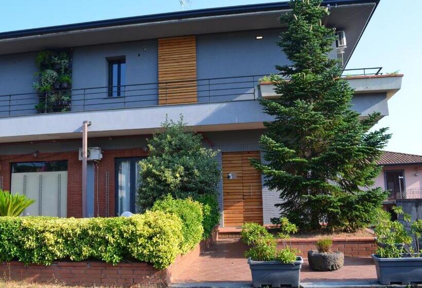 带大床的标准间, Gea Etna Apartment&rooms