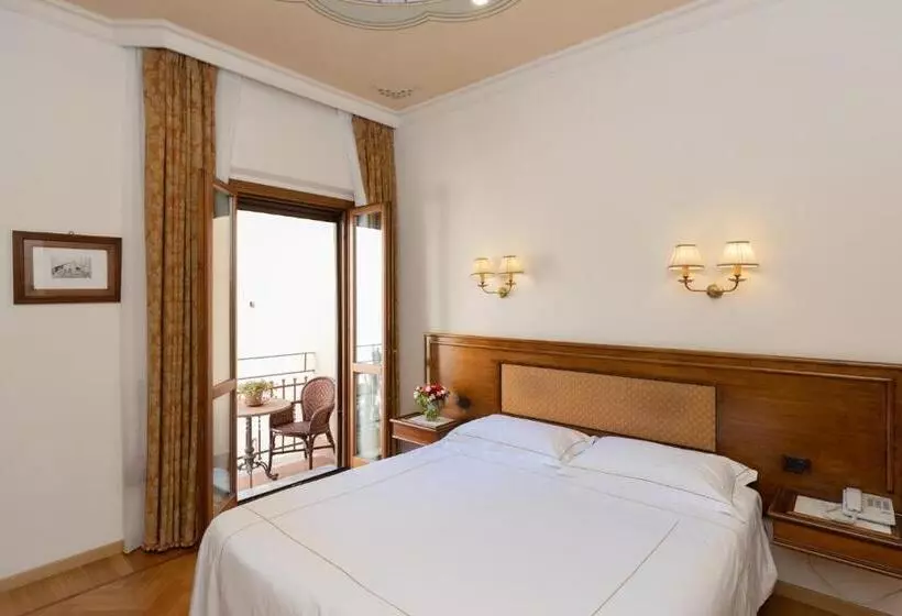 اتاق استاندارد با بالکن, Adler Cavalieri Hotel Private Spa & Gym