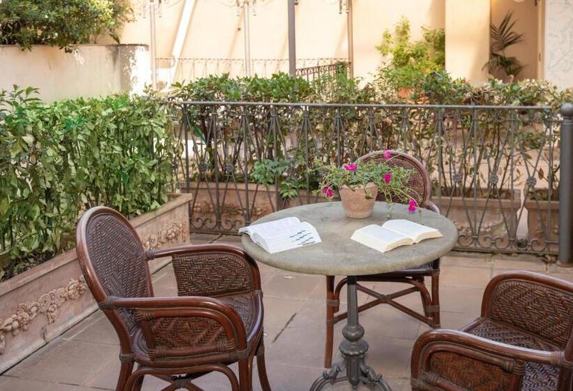 اتاق استاندارد با بالکن, Adler Cavalieri Hotel Private Spa & Gym