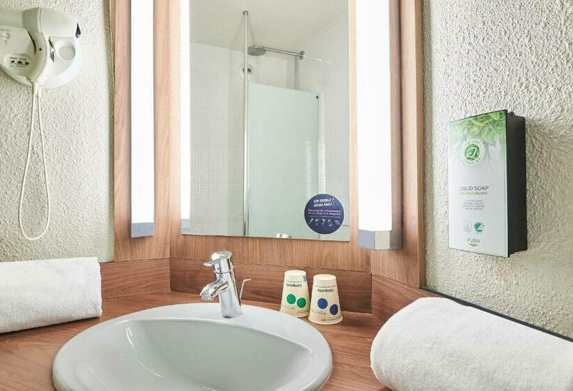 スタンダードシングルルーム, Campanile Lyon Centre Berges Du Rhone