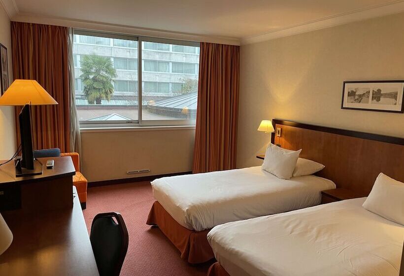 חדר דלוקס, Doubletree By Hilton Paris Bougival