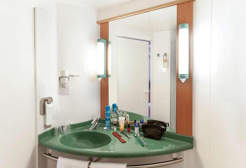 חדר משפחתי, Ibis Murcia