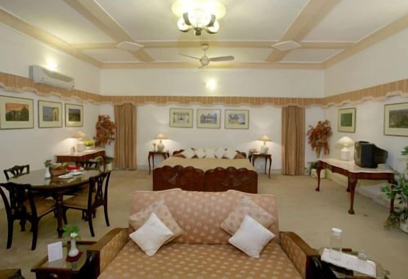 جناح, Karni Bhawan Palace   Heritageby Hrh Group Of Hotels