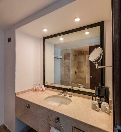 高级海景房, Krystal Ixtapa