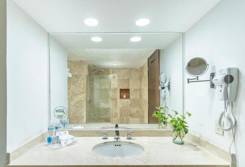 高级海景房, Krystal Ixtapa