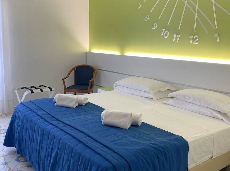 اتاق استاندارد, La Meridiana