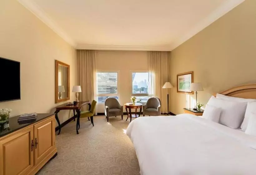 اتاق سوپریور با تخت بزرگ, Mövenpick Hotel Doha