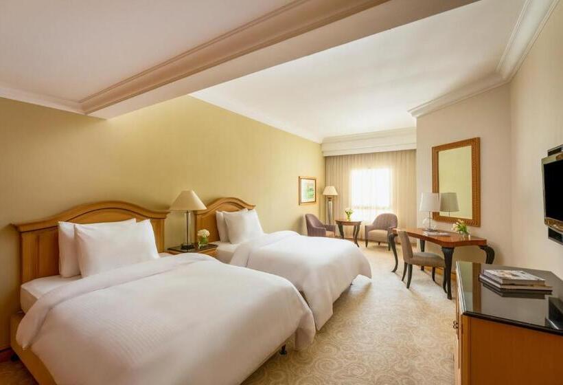 اتاق لوکس, Mövenpick Hotel Doha