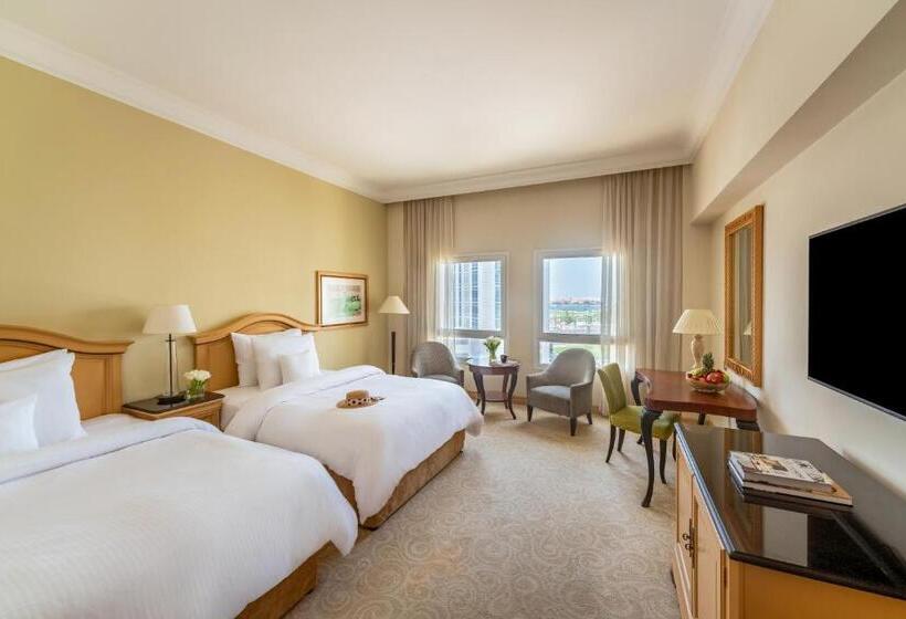 Habitación Deluxe, Mövenpick Hotel Doha
