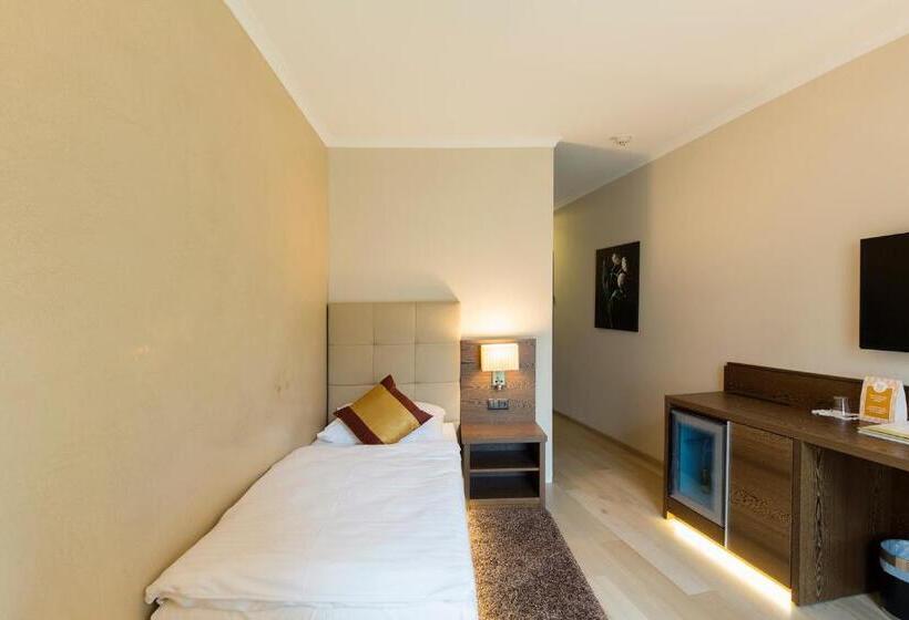 غرفة قياسية فردية, Sacher Baden