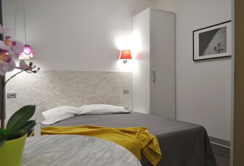 חדר קומפורט, Seiler