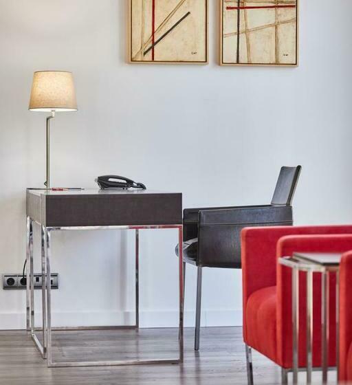 جناح جونيور, Silken Puerta Valencia