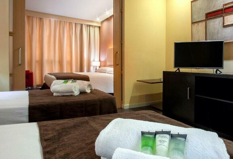 غرفة عائلية, Silken Puerta Valencia