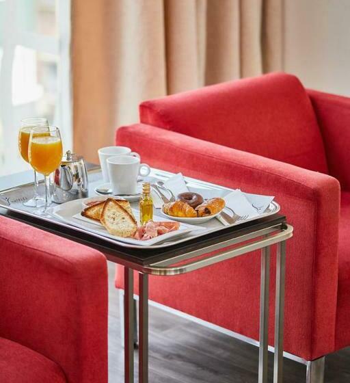 غرفة عائلية, Silken Puerta Valencia