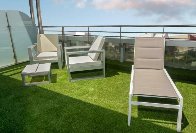 غرفة قياسية مزوَّدة بتراس, Silken Puerta Valencia