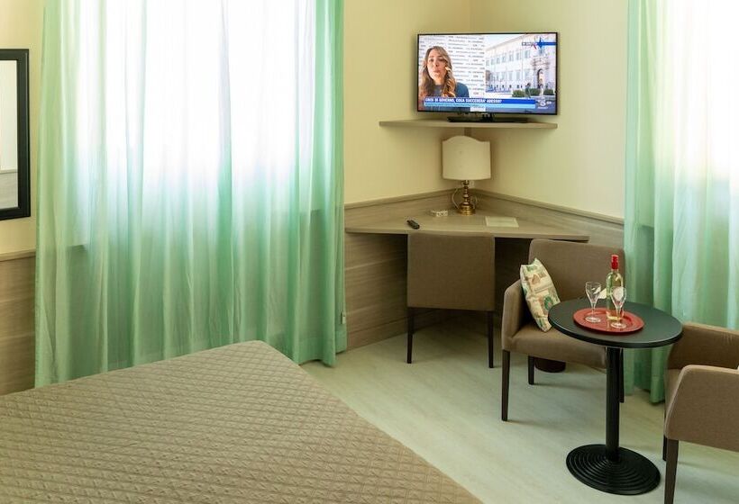 スタンダードトリプルルーム, Valentino Centro Storico