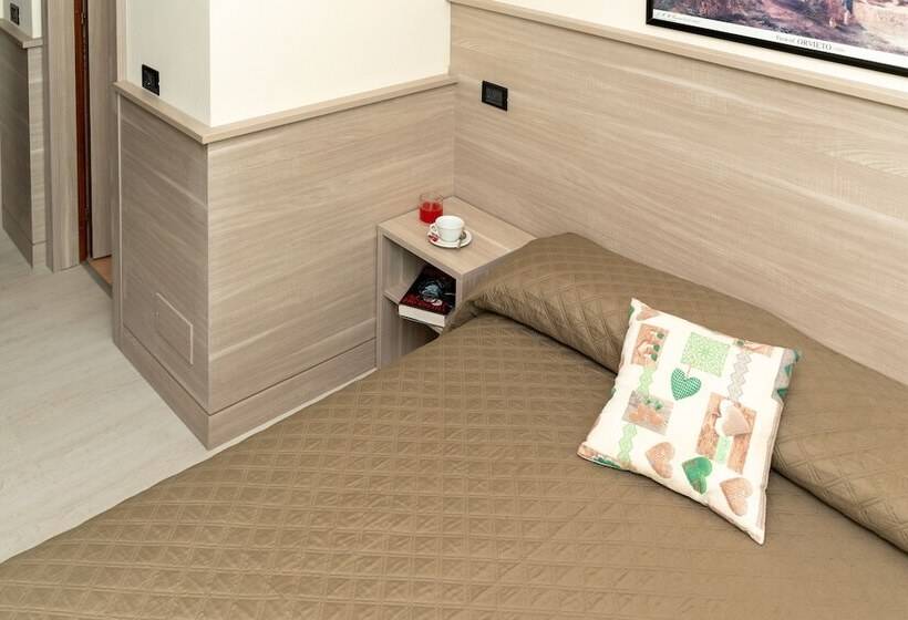 エコノミールーム, Valentino Centro Storico