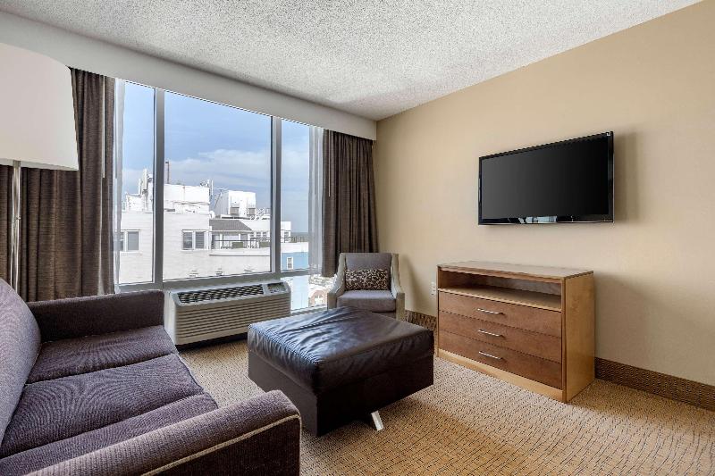 풀장 전망 디럭스 룸, Karona Resort & Spa Sha Extra Plus