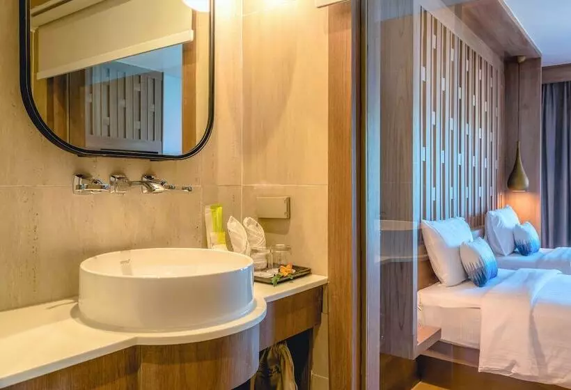 اتاق لوکس, Namaka Resort Kamala