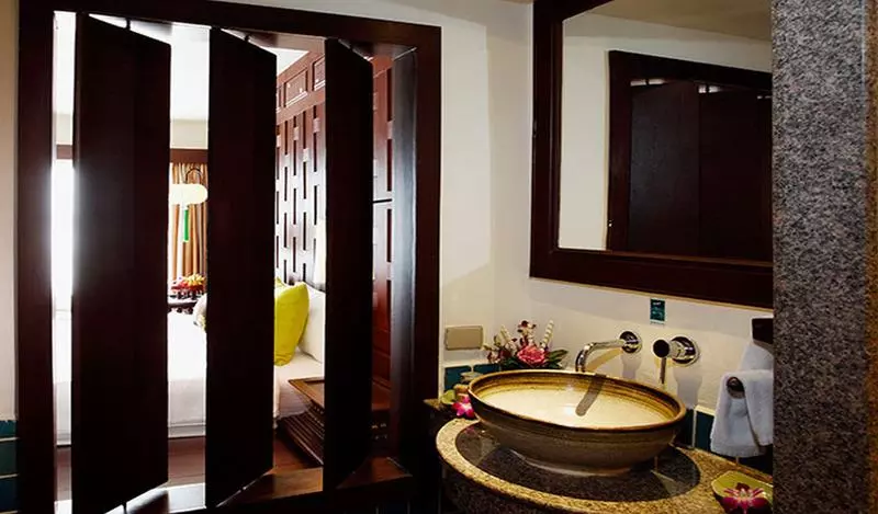 اتاق لوکس با چشم‌انداز دریا, Namaka Resort Kamala