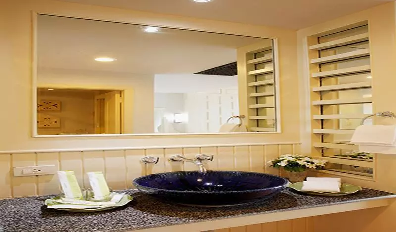 اتاق لوکس با چشم‌انداز دریا, Namaka Resort Kamala
