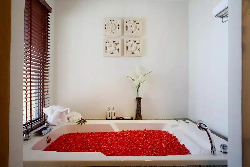 ویلای 1 خوابه با چشم‌انداز دریا, Namaka Resort Kamala