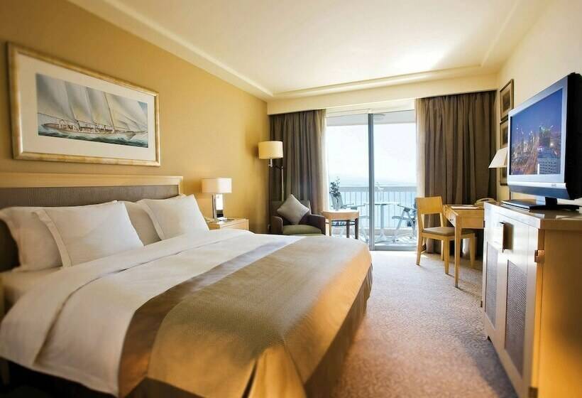 اتاق لوکس با چشم‌انداز دریا, Mövenpick Hotel Beirut